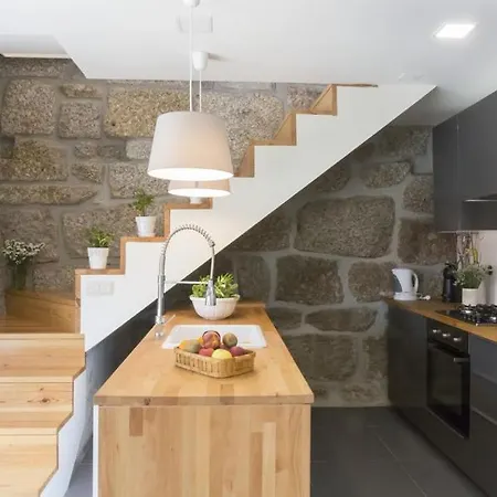 Amazing Farm House With Pool-beiral בית נופש
